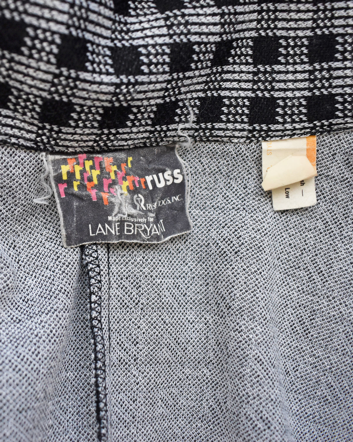 close up of the Russ Lane Bryant tag