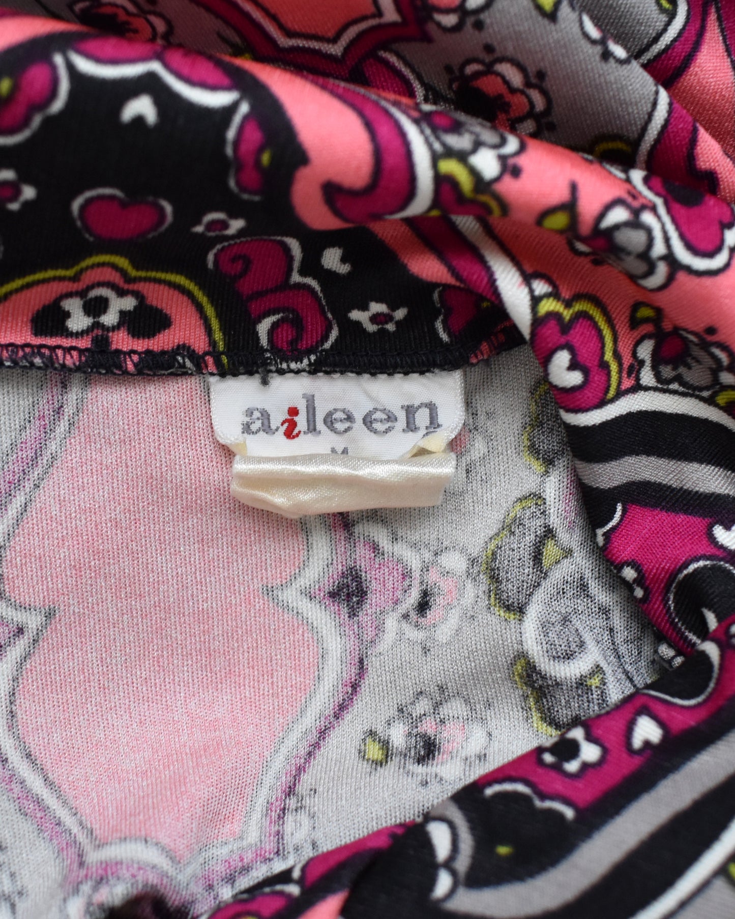 close up of the tag which says aileen