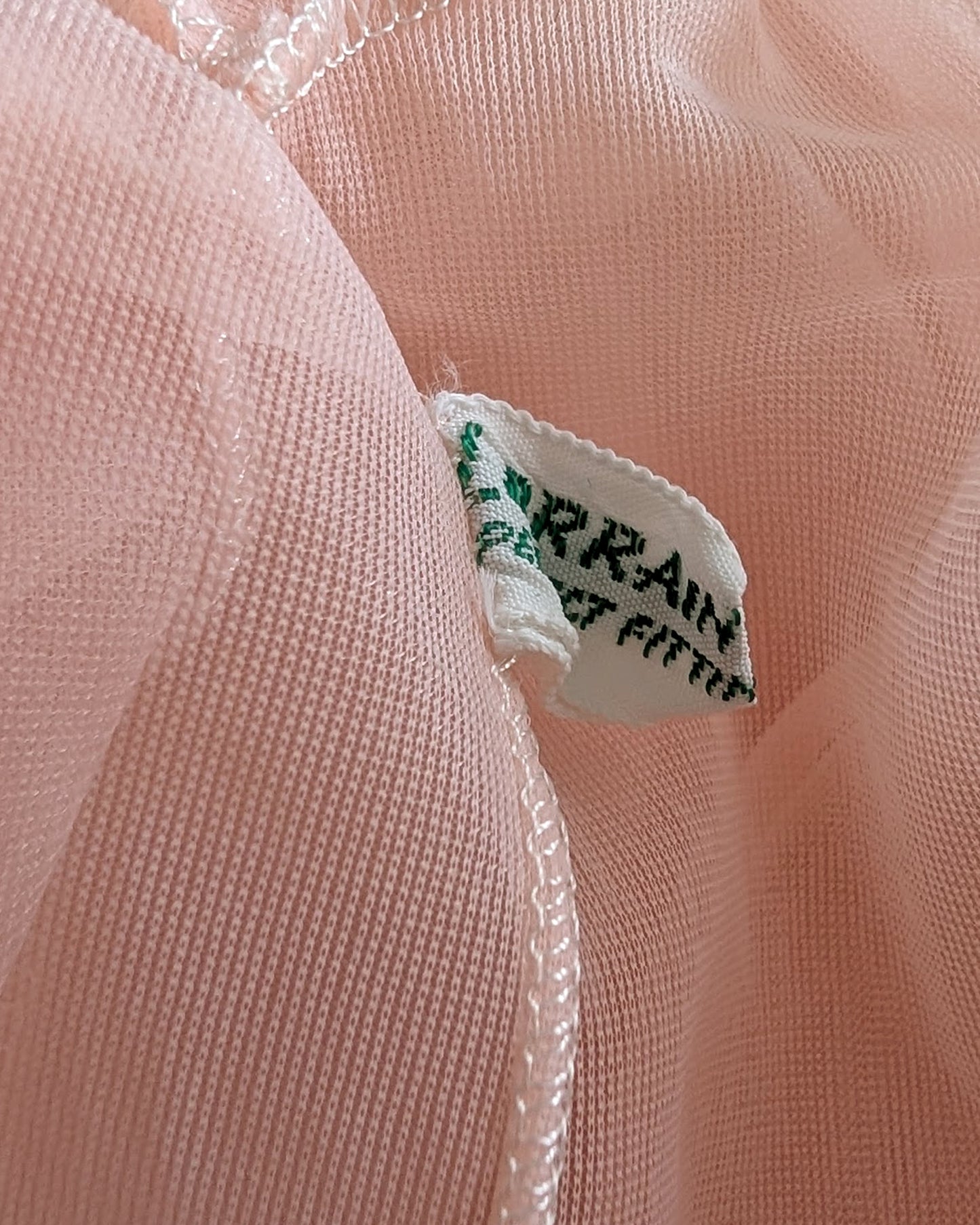 close up of the Lorraine tag