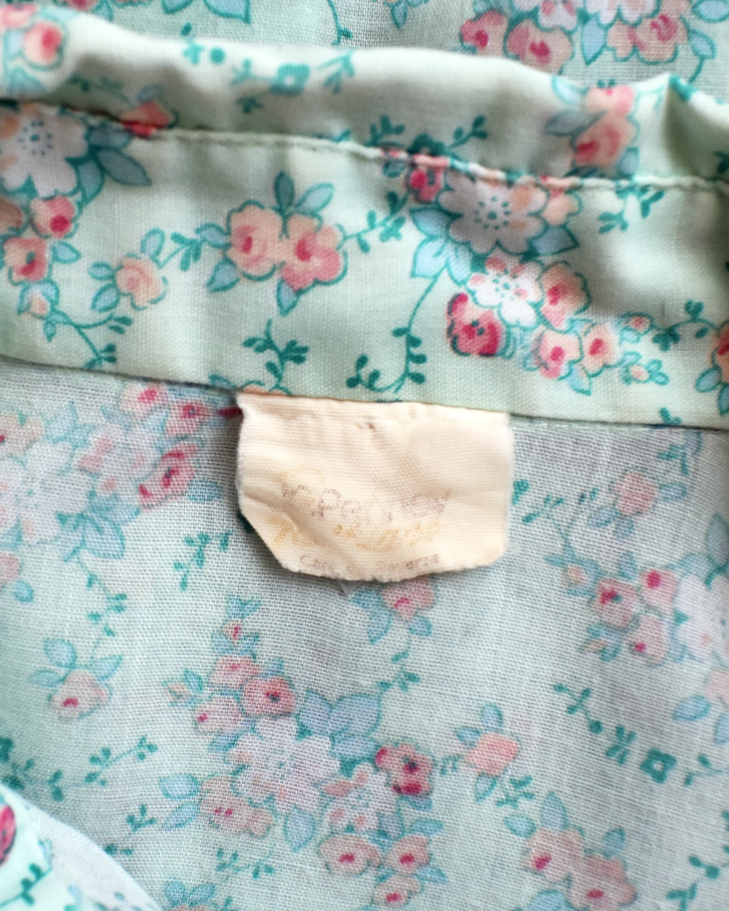 close up of the faded JC Penney label