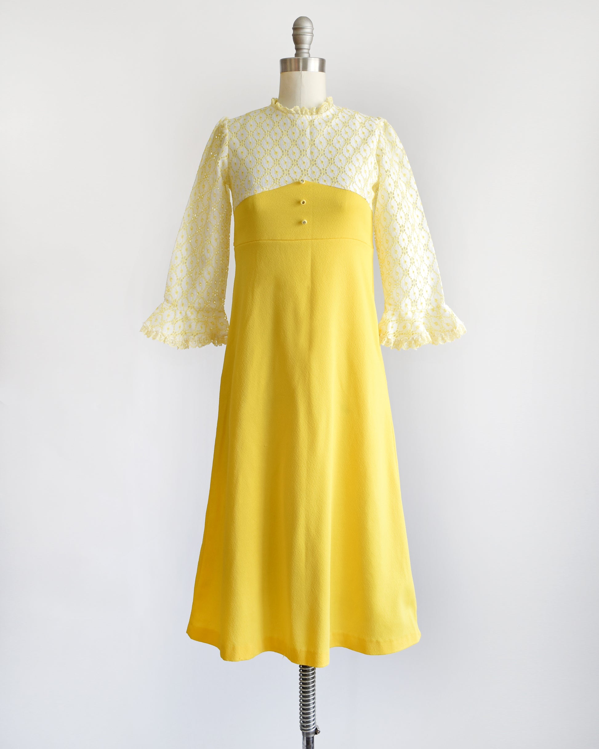 Vintage 1960s Yellow & White Mod Babydoll Dress | xs Vintage 1960s Yellow & White Mod Babydoll Dress | xs