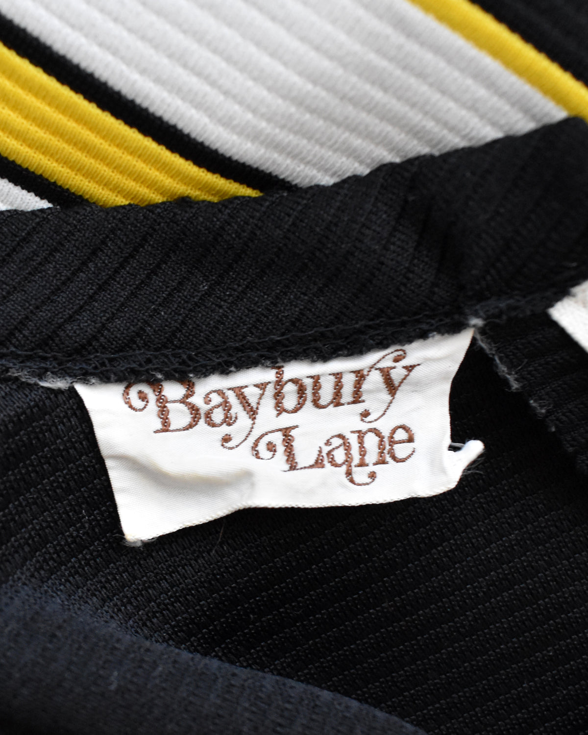 Close-up of  the 'Baybury Lane' label