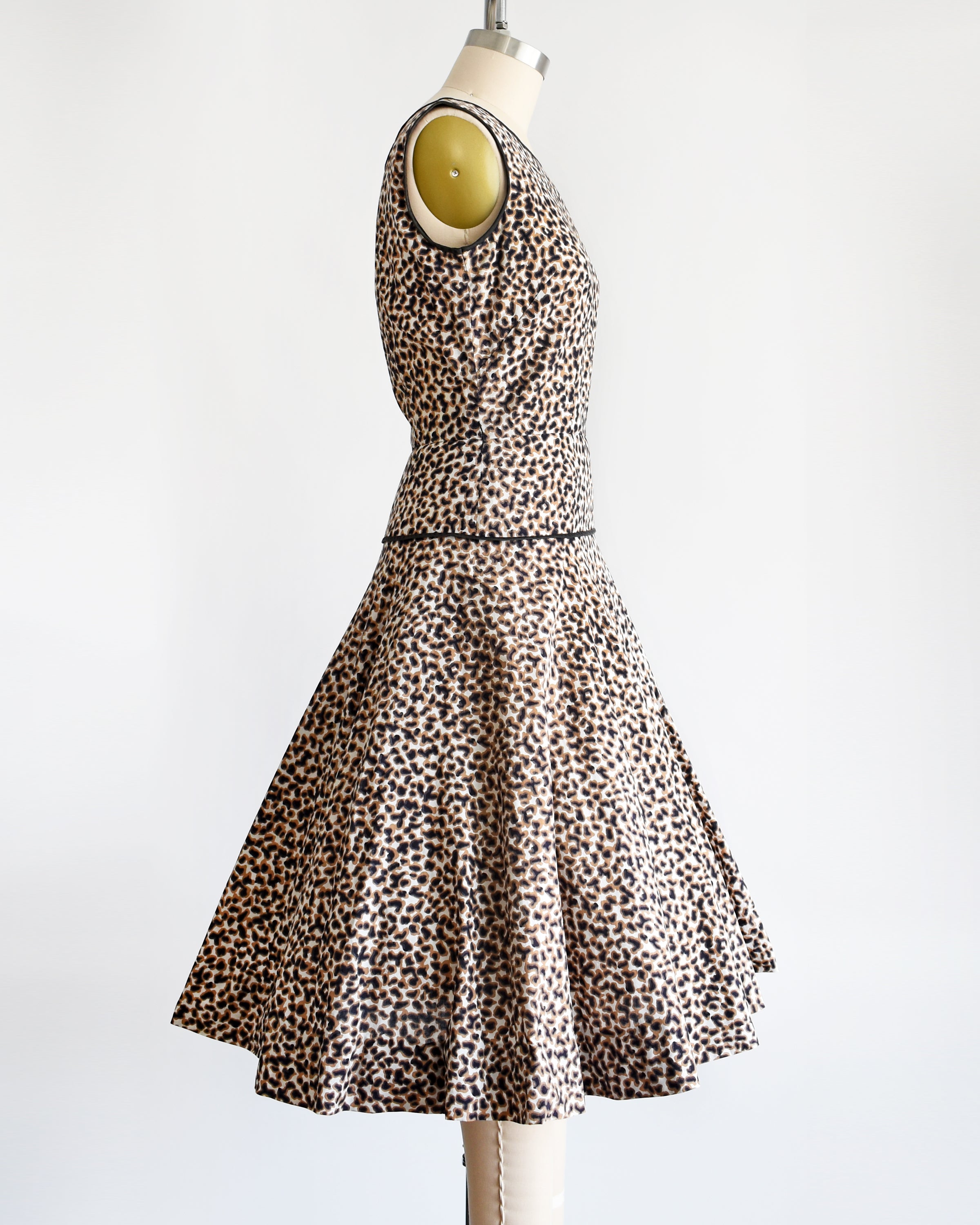 Vintage leopard 2024 print dress