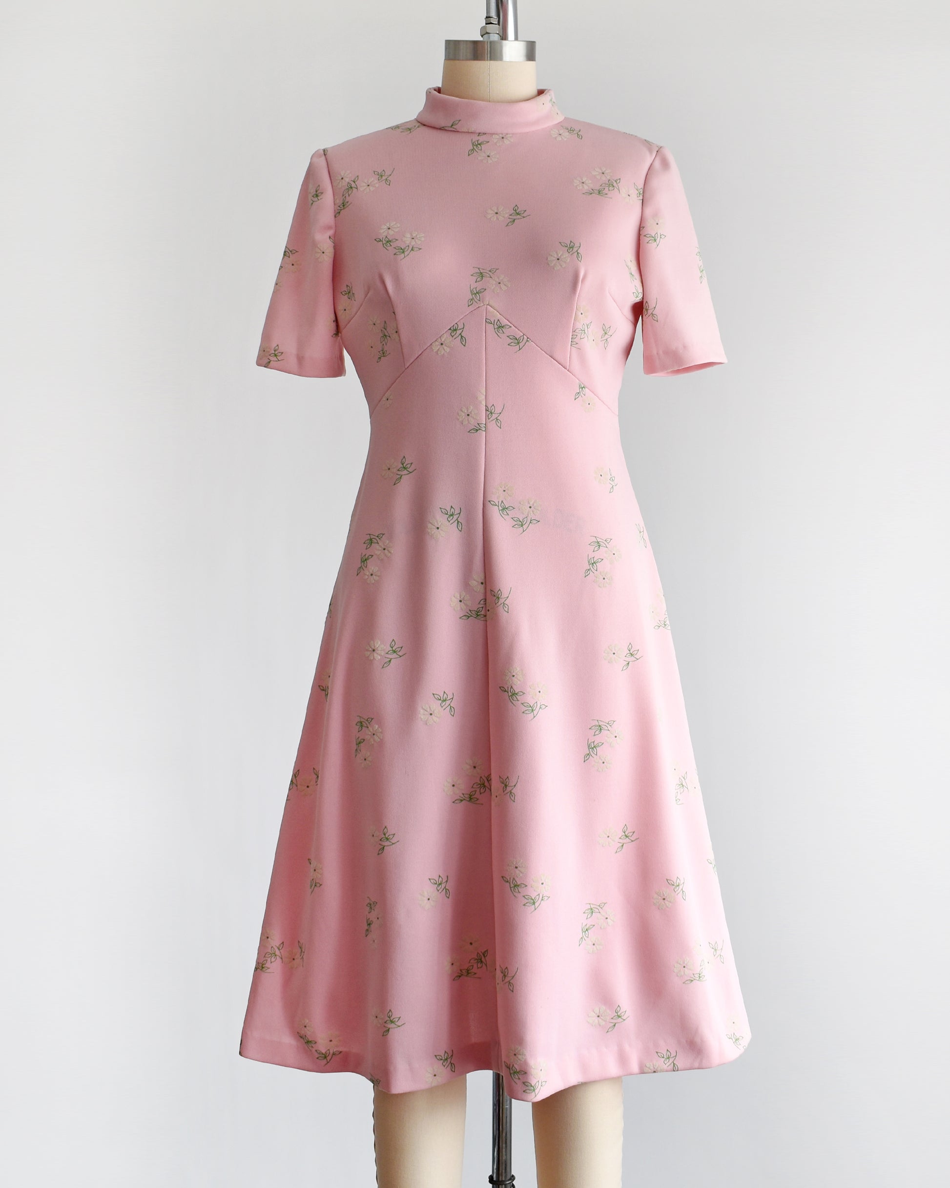 Vintage 1960s Pink & White Floral Mod Dress | Medium Vintage 1960s Pink & White Floral Mod Dress | Medium