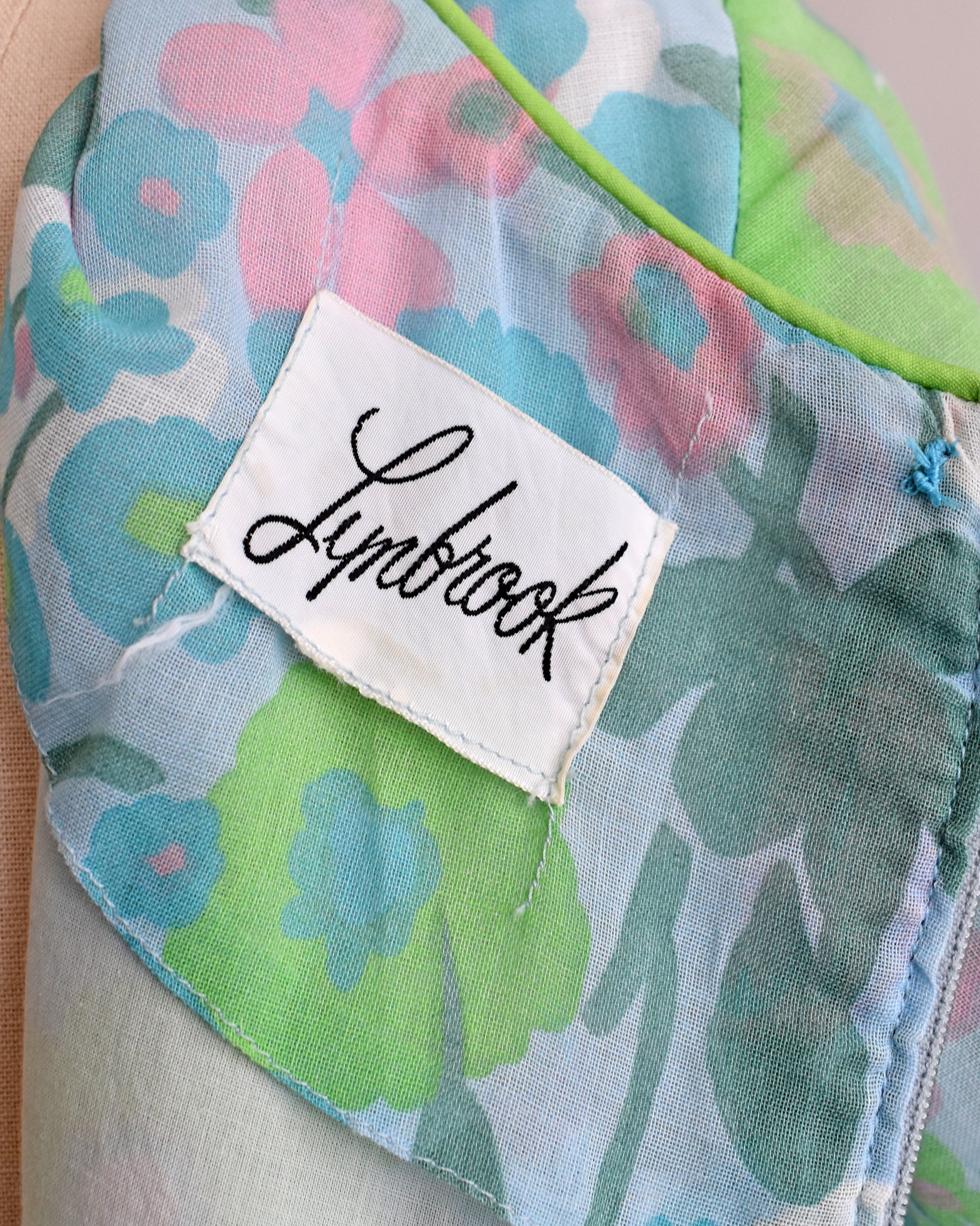 close up of the 'Lynbrook' label