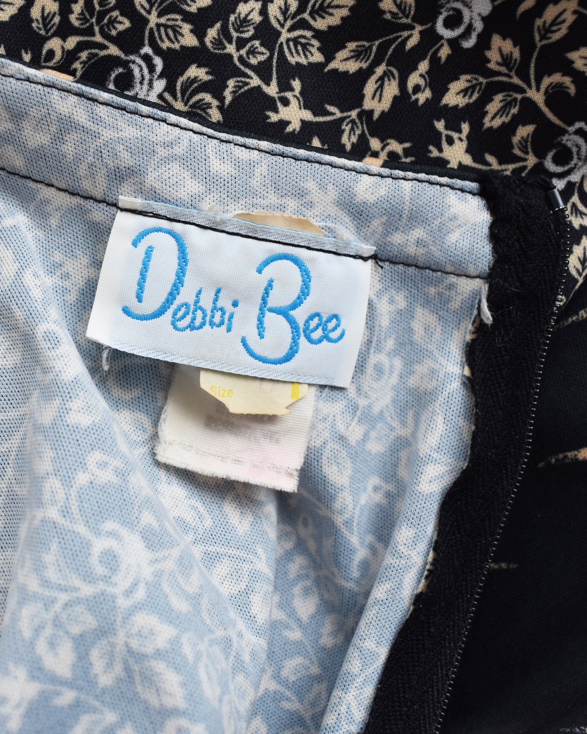 Close-up of the 'Debbi Bee' label