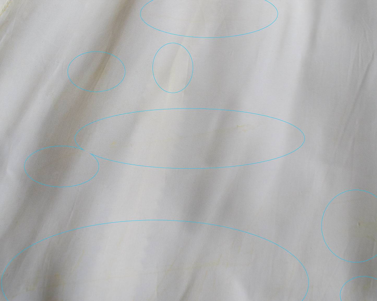 close up of the inside lining that has some faint marks that didn't come out during cleaning