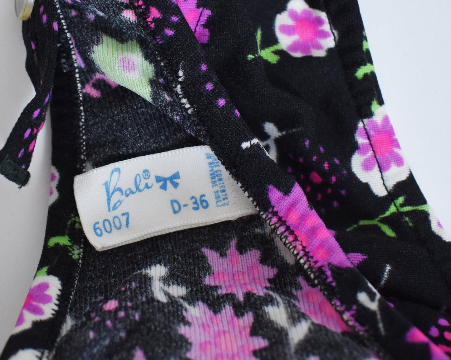close up of the tag which says Bali