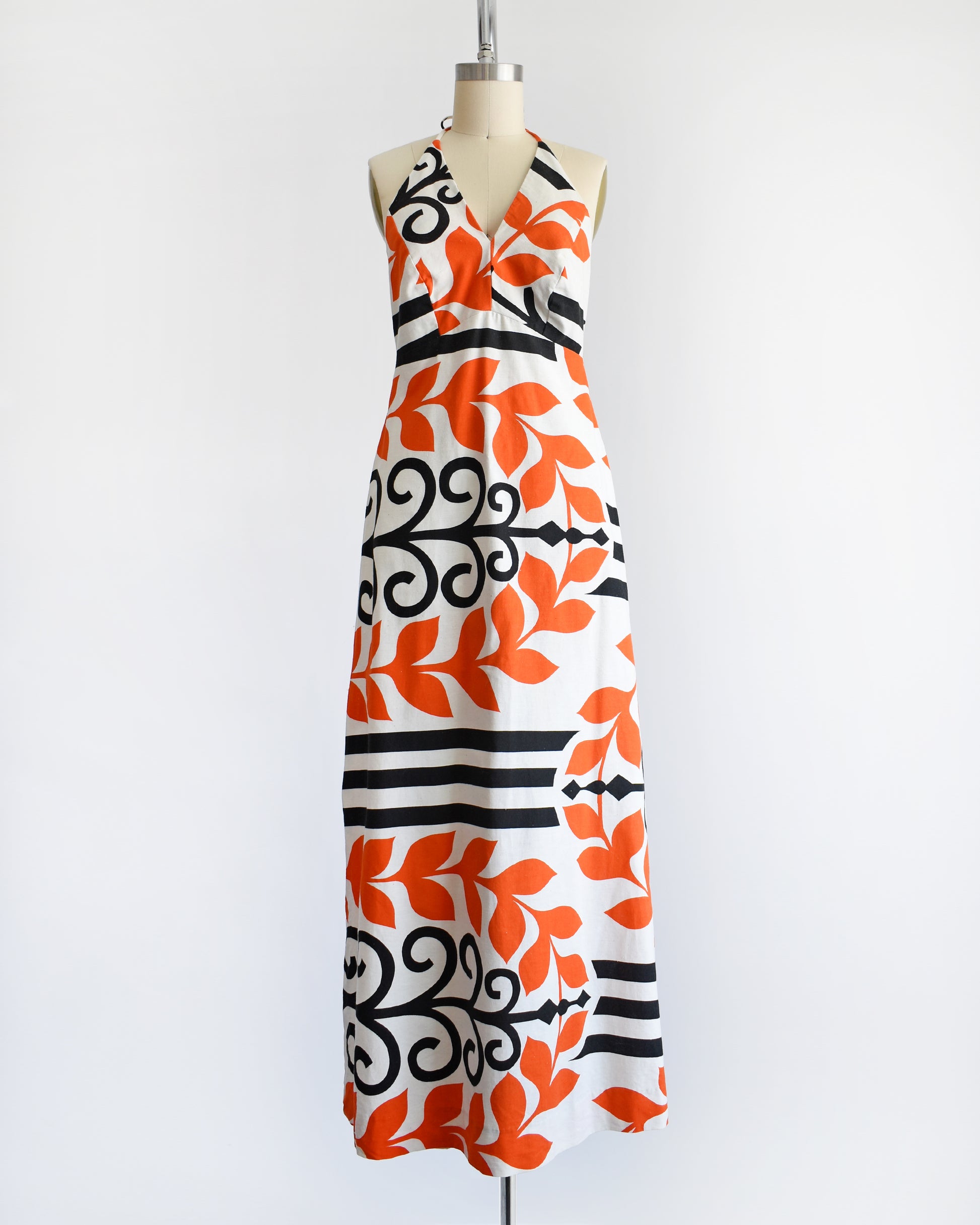 vintage hawaiian halter dress 1950s ALFRED SHAHEEN Floral Hawaiian Halter Dress